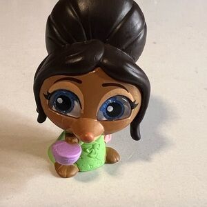 Disney let’s party Frufru Doorable